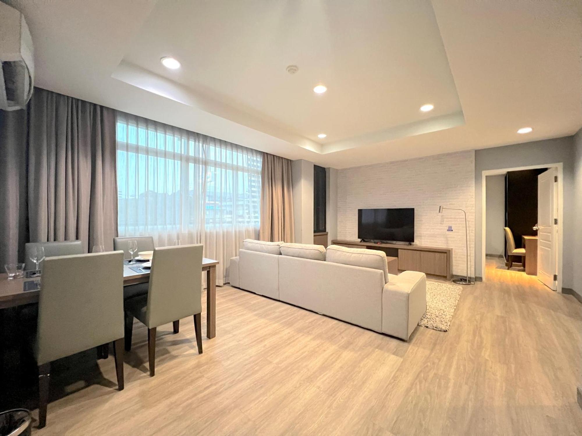 Kokotel Bangkok Dheva Thonglor Exterior foto